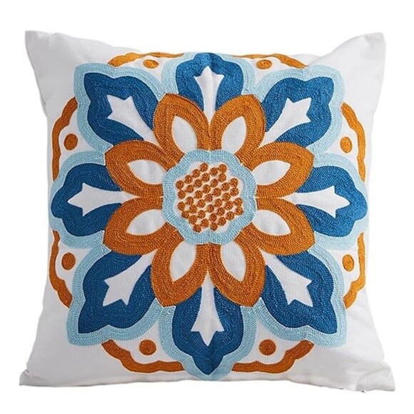 NWT  Embroidered High Quality 100% Organic Cotton Pillow Cushion Covers set of 2 - Picture 2 of 11